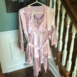3pc. Lingerie washable satin set